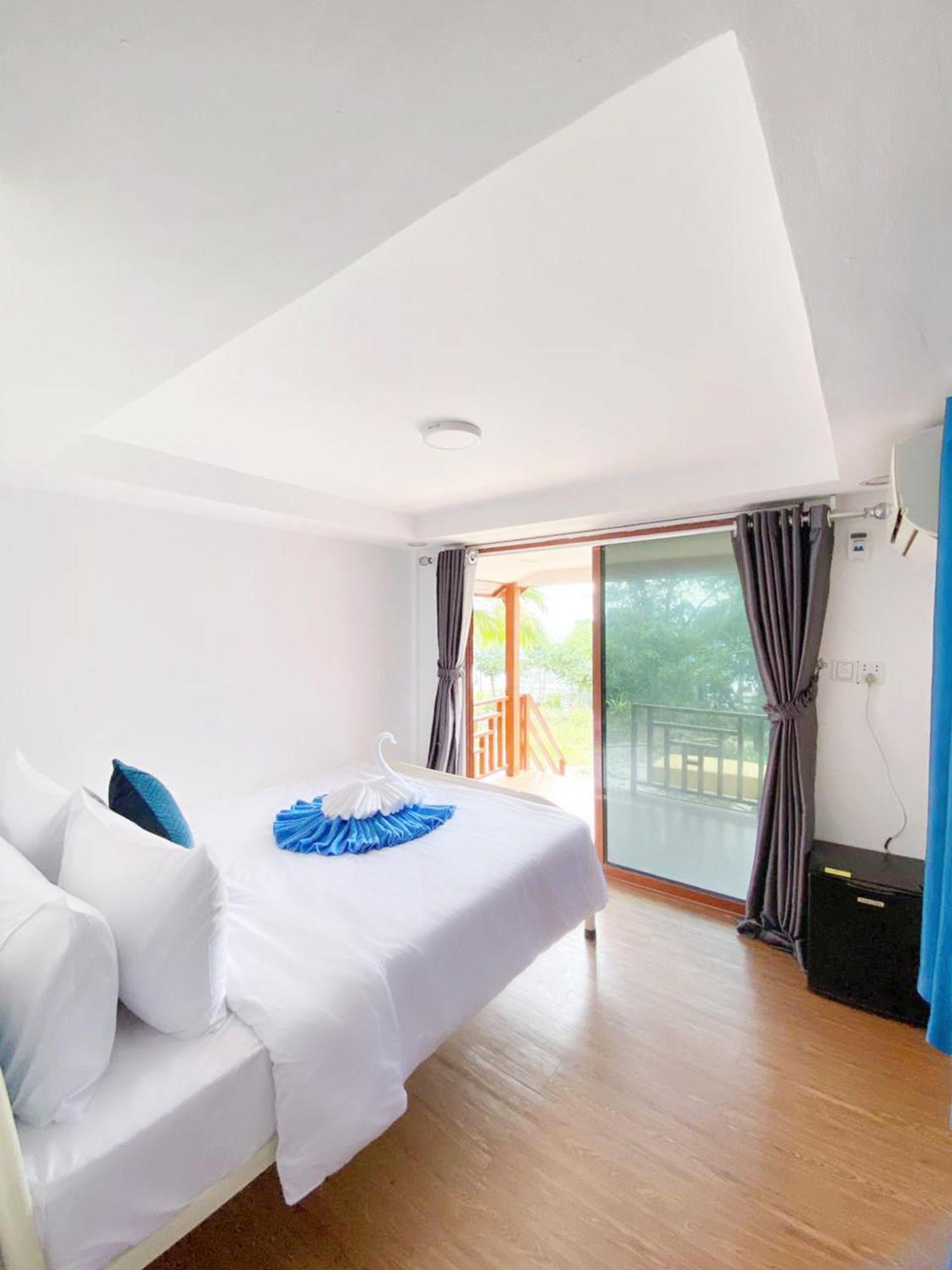 Europe Enchanted Villas Kaoh Touch Exterior photo